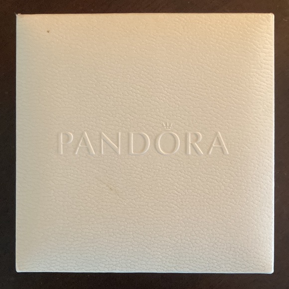 NWOT Leather Pandora Bracelet with Statue of Liberty Charm 🗽 (in box) - Picture 4 of 4
